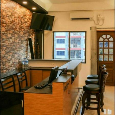 Hotel Wayfarer'S Rest à Yangon Extérieur photo