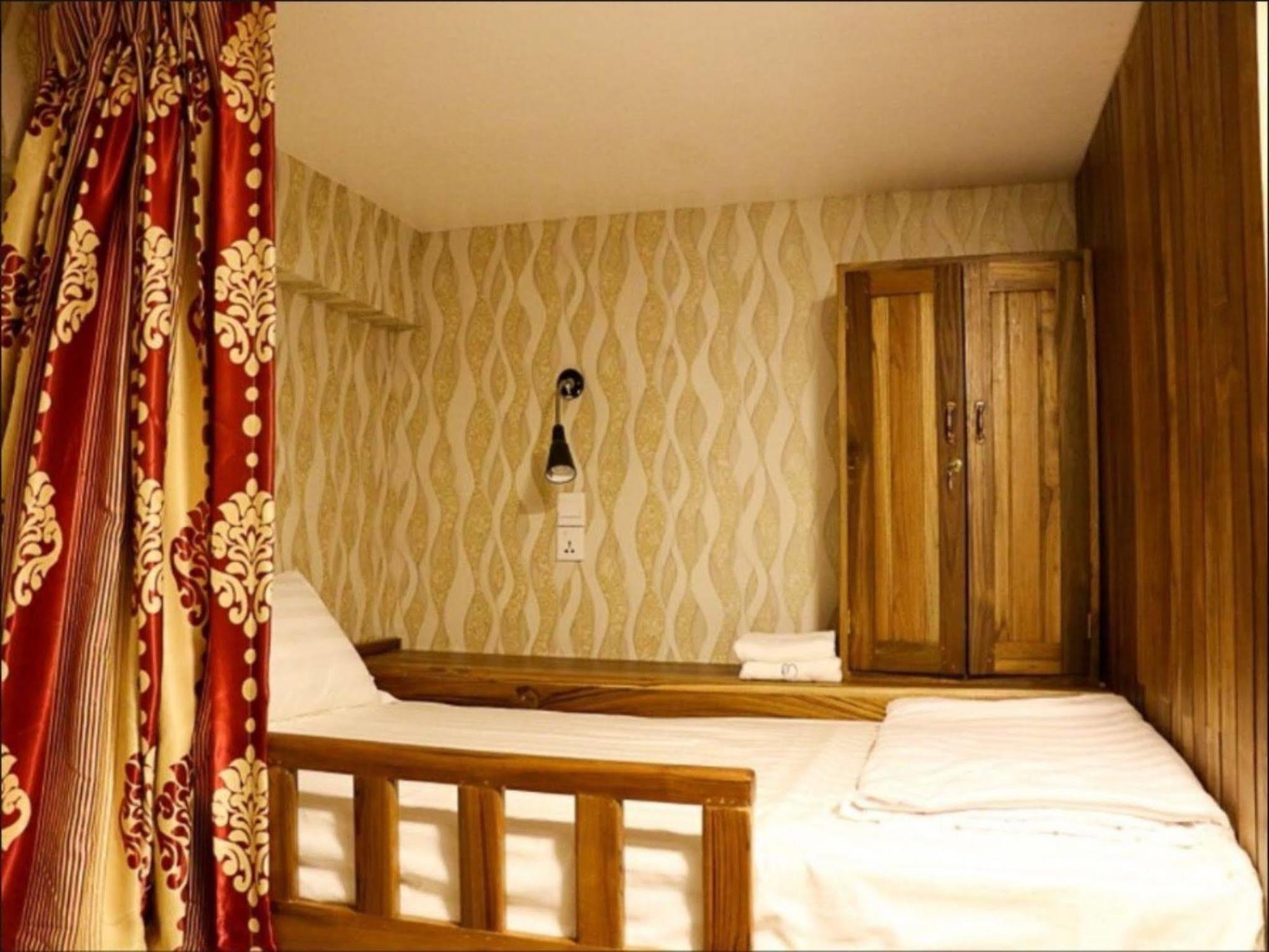 Hotel Wayfarer'S Rest à Yangon Extérieur photo