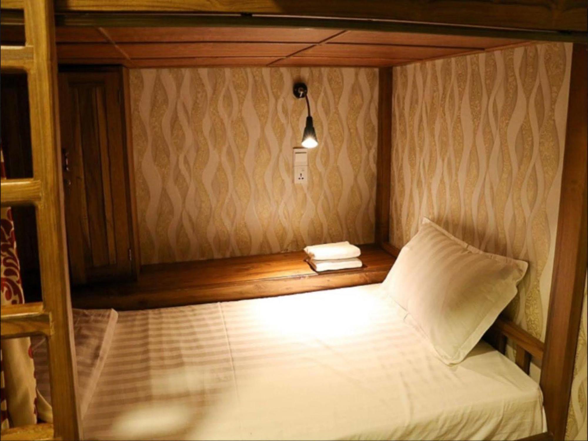 Hotel Wayfarer'S Rest à Yangon Extérieur photo